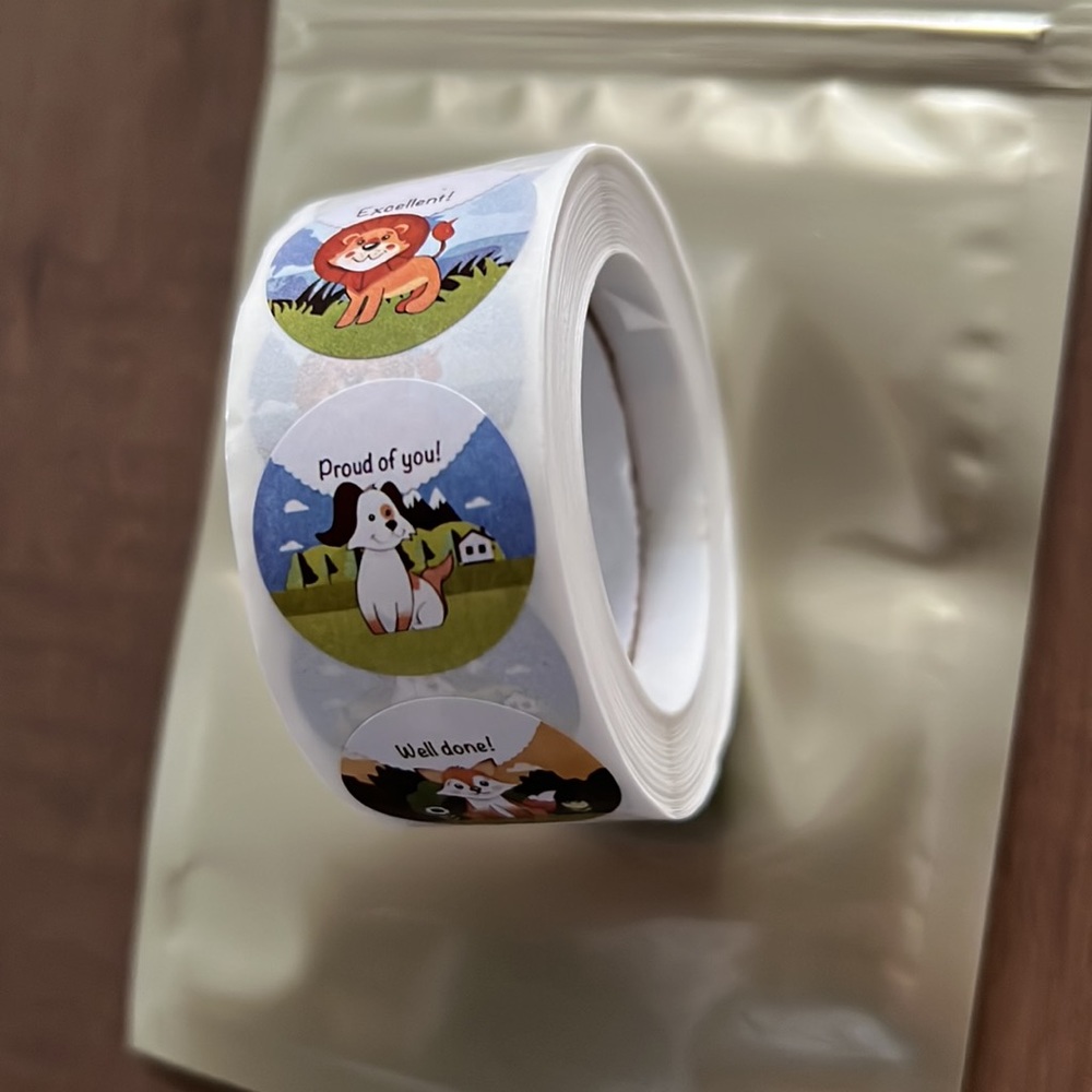 2/25$ 500 pcs Animal Stickers 1" inch (8 Designs)